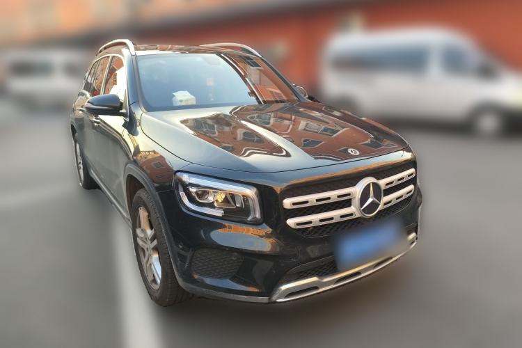 Used Mercedes-Benz GLB 2023 GLB 220 Sport Edition Front Right 45 Deg