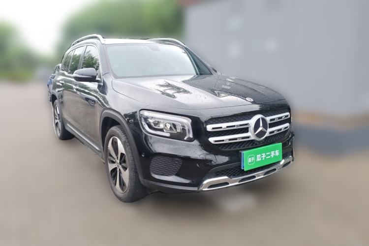 Used Mercedes-Benz GLB 2023 GLB 220 Fashion Model Front Right 45 Deg