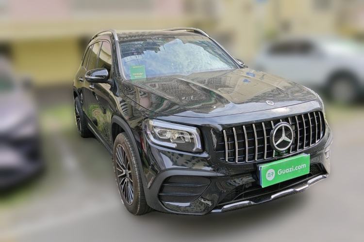 Used Mercedes-Benz GLB 2023 GLB 220 Fashion Model Front Right 45 Deg