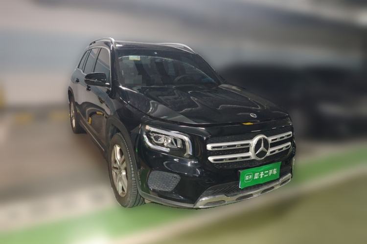 Used Mercedes-Benz GLB 2023 GLB 200 Fashion Model Front Right 45 Deg