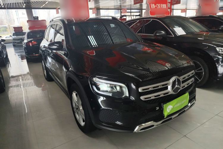 Used Mercedes-Benz GLB 2023 GLB 220 Sport Edition Front Right 45 Deg