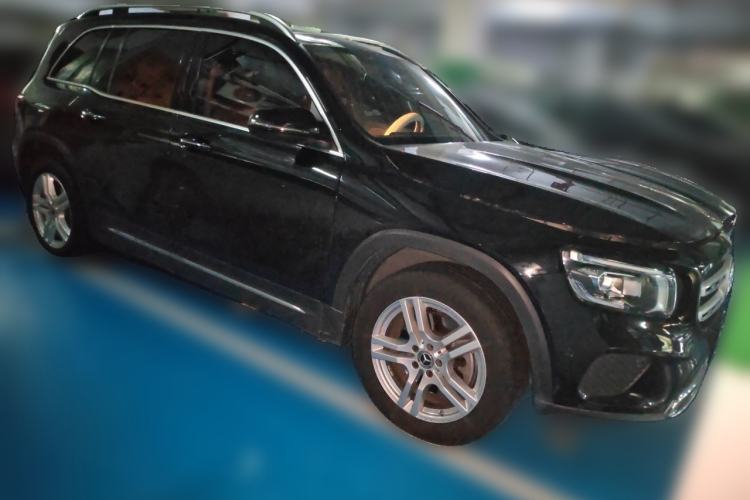 Used Mercedes-Benz GLB 2023 GLB 220 Sport Edition Front Right 45 Deg