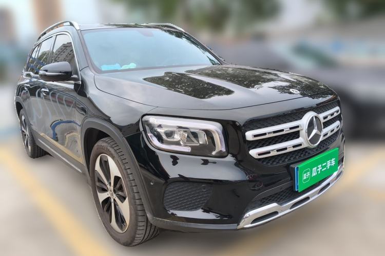 Used Mercedes-Benz GLB 2023 GLB 220 Fashion Model Front Right 45 Deg