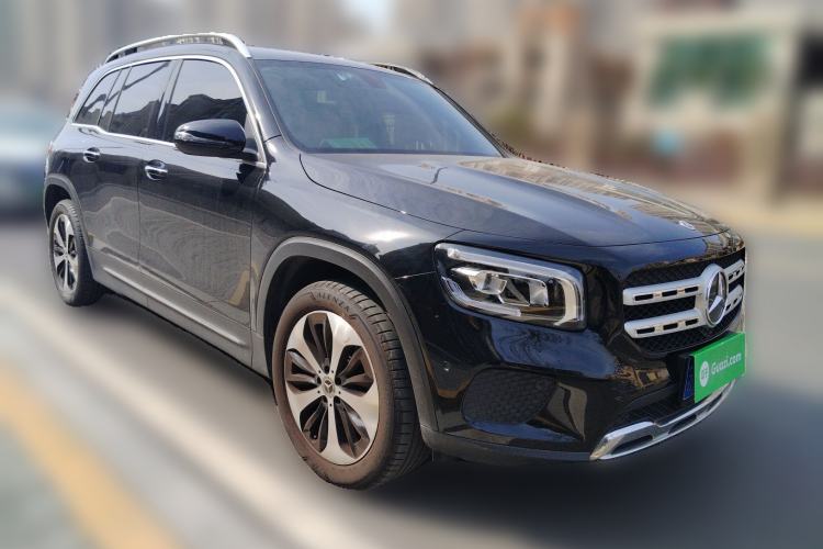 Used Mercedes-Benz GLB 2023 GLB 220 Fashion Model Front Right 45 Deg