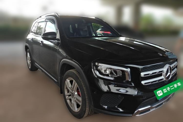Used Mercedes-Benz GLB 2023 GLB 220 Sport Edition Front Right 45 Deg
