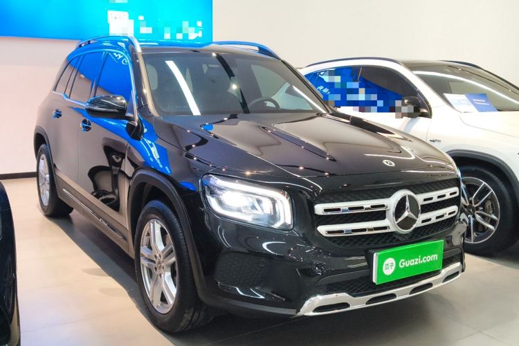 Used Mercedes-Benz GLB 2023 GLB 200 Dynamic Edition Front Right 45 Deg