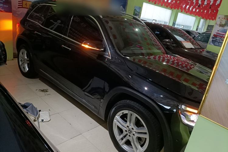 Used Mercedes-Benz GLB 2023 GLB 220 Sport Edition Front Right 45 Deg