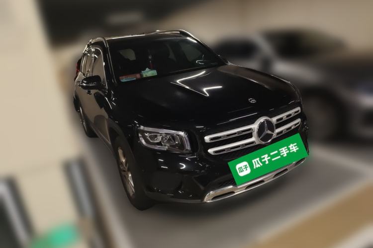 Used Mercedes-Benz GLB 2023 GLB 200 Fashion Model Front Right 45 Deg