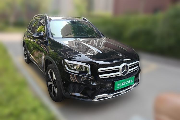 Used Mercedes-Benz GLB 2023 GLB 220 Fashion Model Front Right 45 Deg