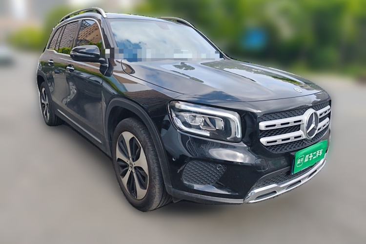Used Mercedes-Benz GLB 2023 GLB 220 Fashion Model Front Right 45 Deg
