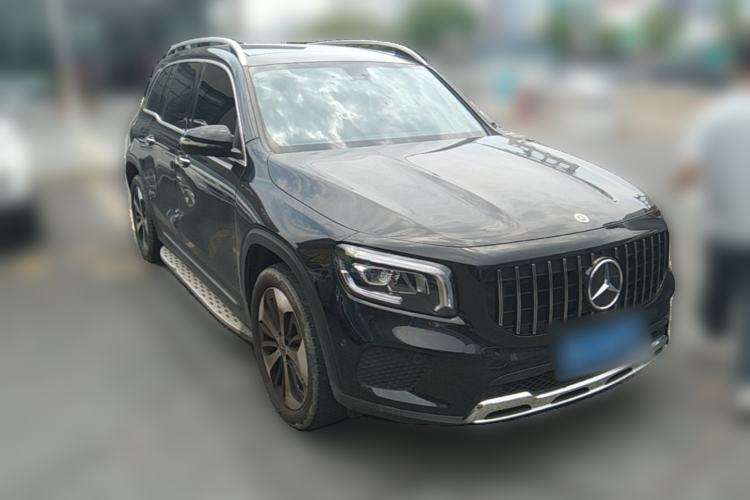 Used Mercedes-Benz GLB 2023 GLB 220 Fashion Model Front Right 45 Deg