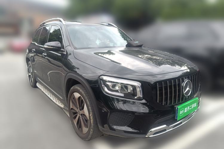 Used Mercedes-Benz GLB 2023 GLB 220 Fashion Model Front Right 45 Deg