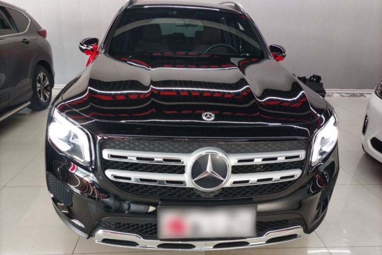Used Mercedes-Benz GLB 2023 Refreshed GLB 200 Dynamic Edition Front