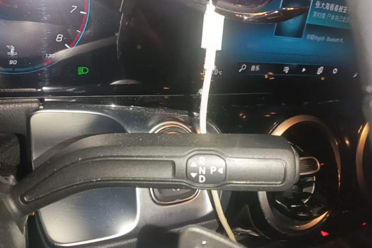 Used Mercedes-Benz GLB 2023 GLB 200 Dynamic Edition Gear Lever