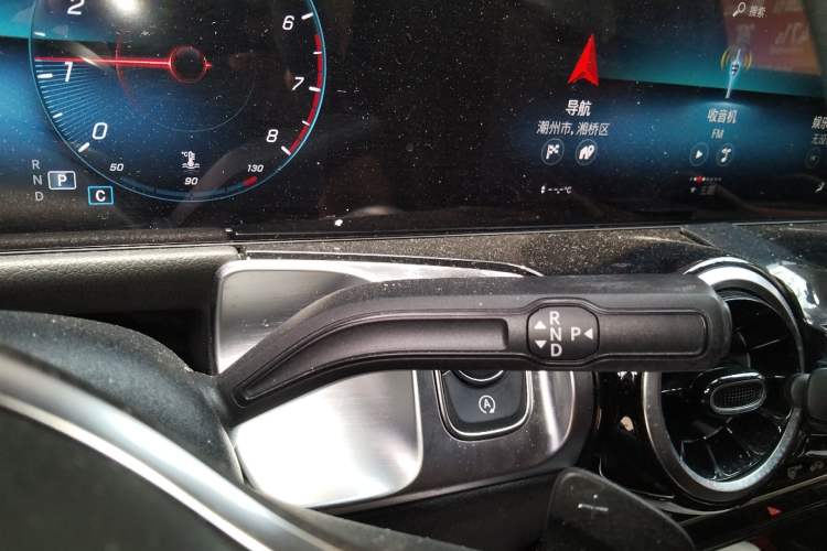 Used Mercedes-Benz GLB 2023 GLB 200 Dynamic Edition Gear Lever