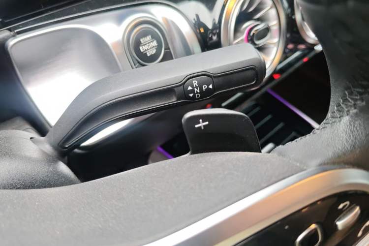 Used Mercedes-Benz GLB 2023 GLB 220 Fashion Model Gear Lever
