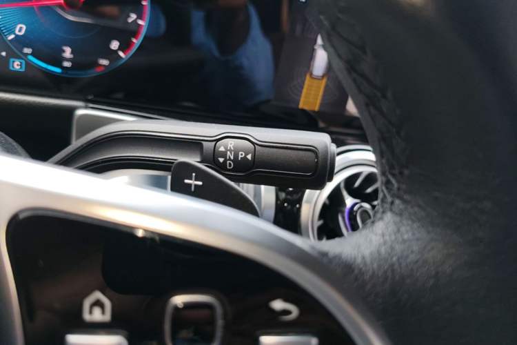 Used Mercedes-Benz GLB 2023 GLB 220 Sport Edition Gear Lever
