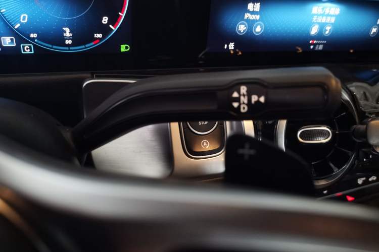 Used Mercedes-Benz GLB 2023 Refreshed GLB 200 Dynamic Edition Gear Lever