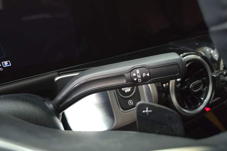 Used Mercedes-Benz GLB 2023 GLB 200 Fashion Model Gear Lever