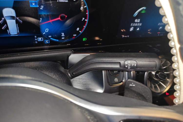 Used Mercedes-Benz GLB 2023 GLB 220 Sport Edition Gear Lever