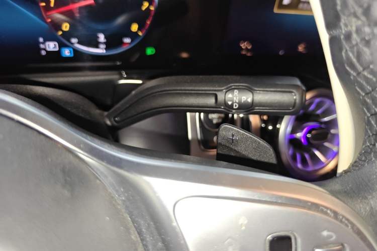 Used Mercedes-Benz GLB 2023 GLB 220 Sport Edition Gear Lever