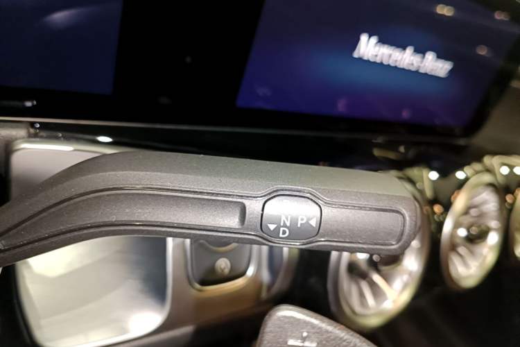 Used Mercedes-Benz GLB 2023 GLB 220 Fashion Model Gear Lever