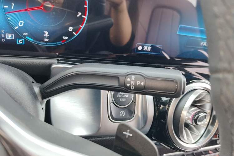 Used Mercedes-Benz GLB 2023 GLB 220 Sport Edition Gear Lever