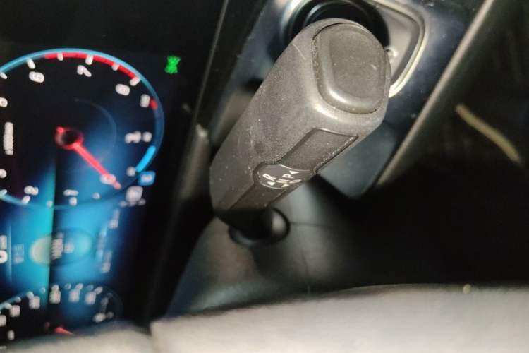Used Mercedes-Benz GLB 2023 GLB 200 Fashion Model Gear Lever