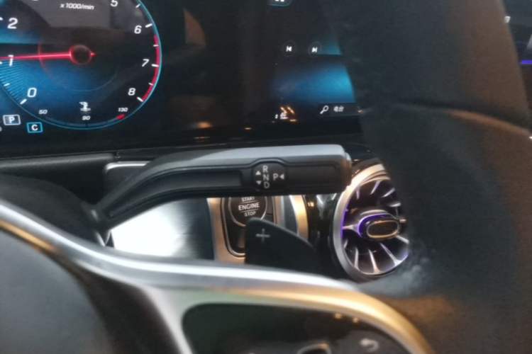Used Mercedes-Benz GLB 2023 GLB 220 Sport Edition Gear Lever
