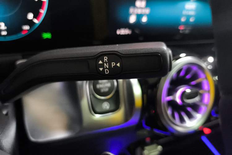 Used Mercedes-Benz GLB 2023 GLB 220 Sport Edition Gear Lever