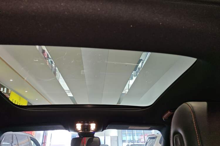 Used Mercedes-Benz GLB 2023 GLB 220 Fashion Model Headliner