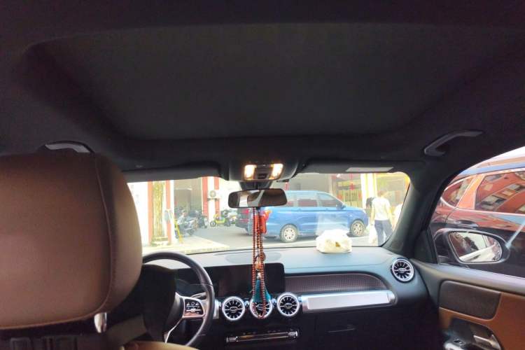Used Mercedes-Benz GLB 2023 GLB 220 Sport Edition Headliner