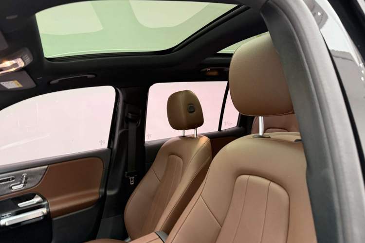 Used Mercedes-Benz GLB 2023 GLB 220 Fashion Model Headliner