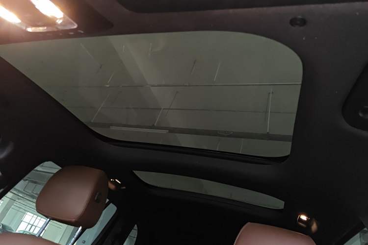 Used Mercedes-Benz GLB 2023 GLB 200 Dynamic Edition Headliner