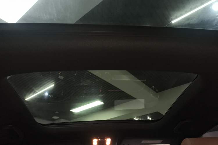 Used Mercedes-Benz GLB 2023 GLB 220 Fashion Model Headliner