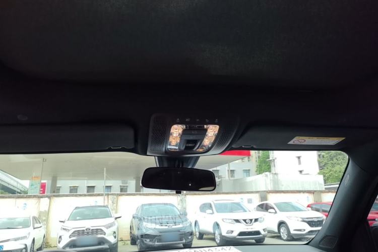 Used Mercedes-Benz GLB 2023 Refreshed GLB 200 Dynamic Edition Headliner