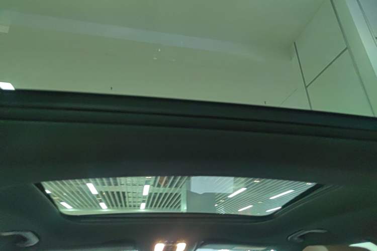 Used Mercedes-Benz GLB 2023 GLB 200 Fashion Model Headliner