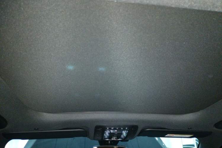 Used Mercedes-Benz GLB 2023 GLB 200 Dynamic Edition Headliner