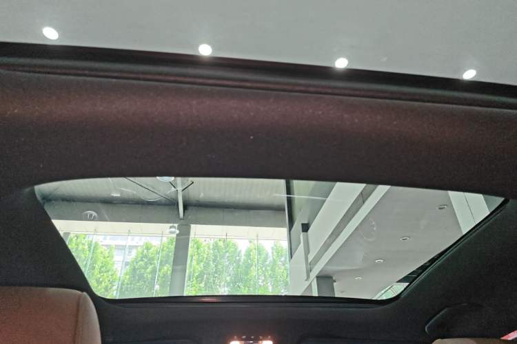 Used Mercedes-Benz GLB 2023 GLB 220 Fashion Model Headliner