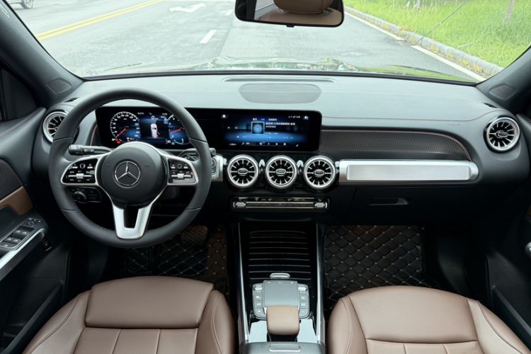 Used Mercedes-Benz GLB 2023 GLB 220 Sport Edition Instrument Cluster