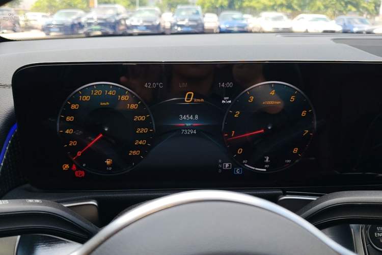 Used Mercedes-Benz GLB 2023 GLB 220 Sport Edition Instrument Cluster