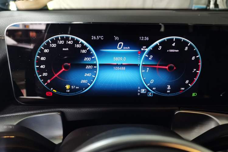 Used Mercedes-Benz GLB 2023 Refreshed GLB 200 Dynamic Edition Instrument Cluster