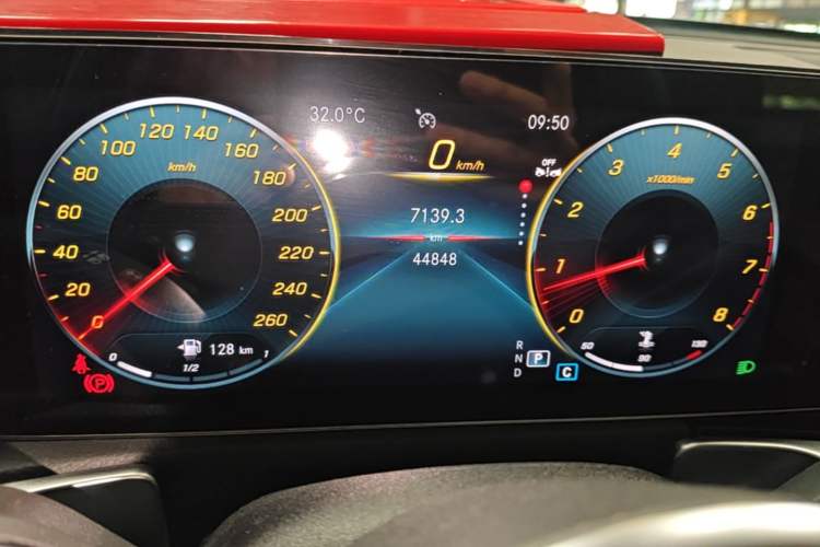 Used Mercedes-Benz GLB 2023 GLB 220 Fashion Model Instrument Cluster