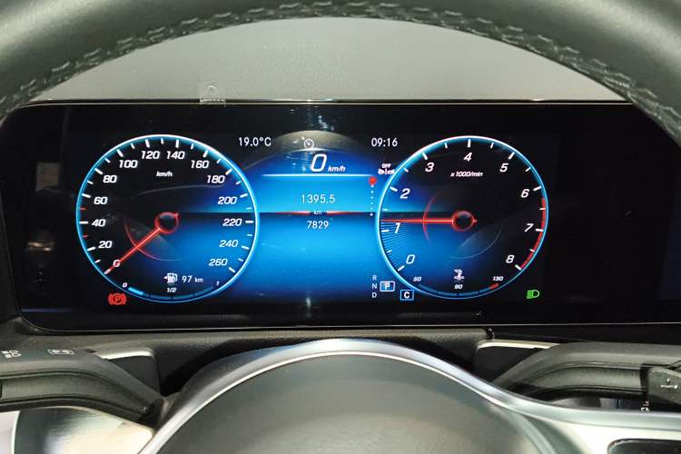 Used Mercedes-Benz GLB 2023 GLB 200 Dynamic Edition Instrument Cluster