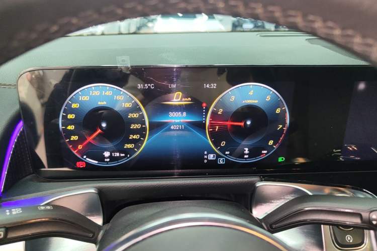 Used Mercedes-Benz GLB 2023 GLB 220 Sport Edition Instrument Cluster