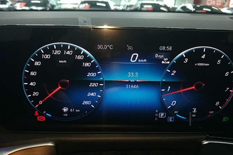 Used Mercedes-Benz GLB 2023 GLB 220 Fashion Model Instrument Cluster