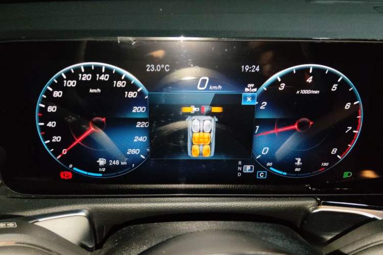 Used Mercedes-Benz GLB 2023 GLB 200 Fashion Model Instrument Cluster