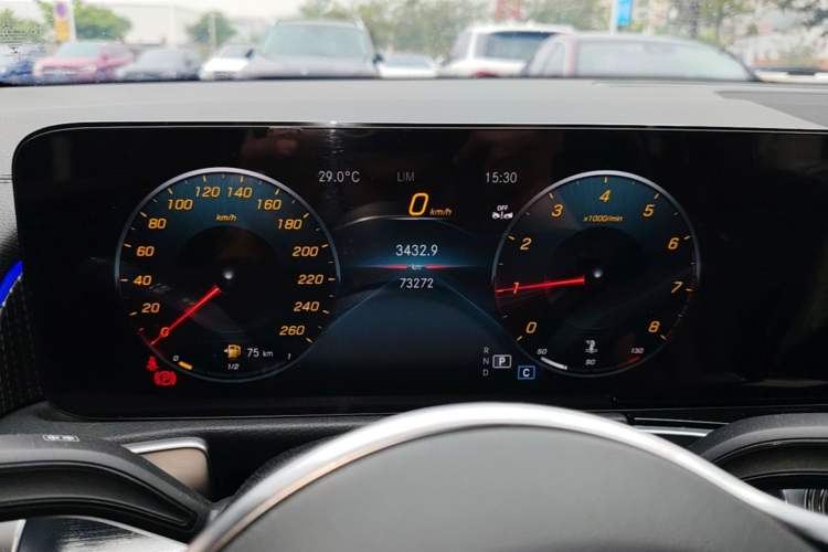 Used Mercedes-Benz GLB 2023 GLB 220 Sport Edition Instrument Cluster