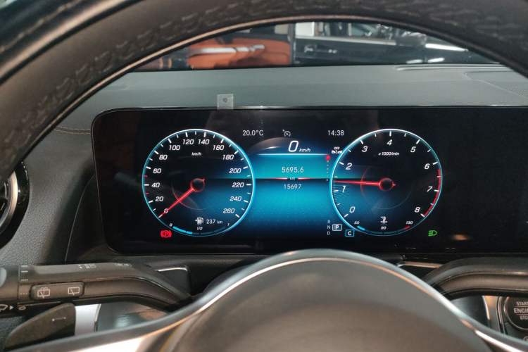 Used Mercedes-Benz GLB 2023 Refresh GLB 200 Fashion Edition Instrument Cluster