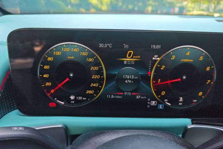 Used Mercedes-Benz GLB 2023 GLB 220 Fashion Model Instrument Cluster
